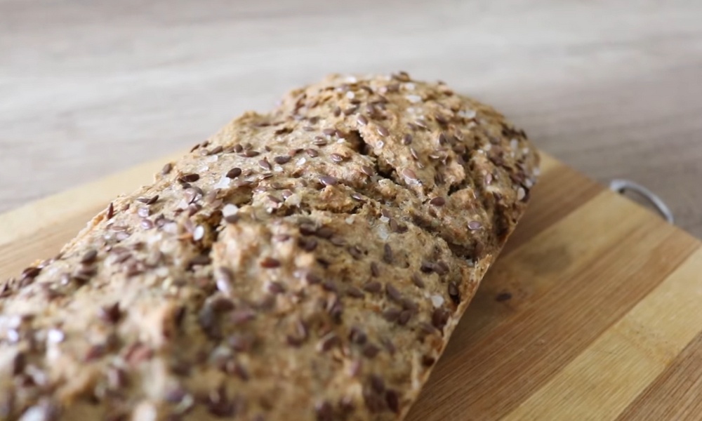 Tajna svake prave domaćice: Mekan integralni hleb koji uspeva svaki put